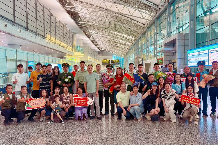 中山多鎮(zhèn)街備好暖心大禮包，送給最可愛的人